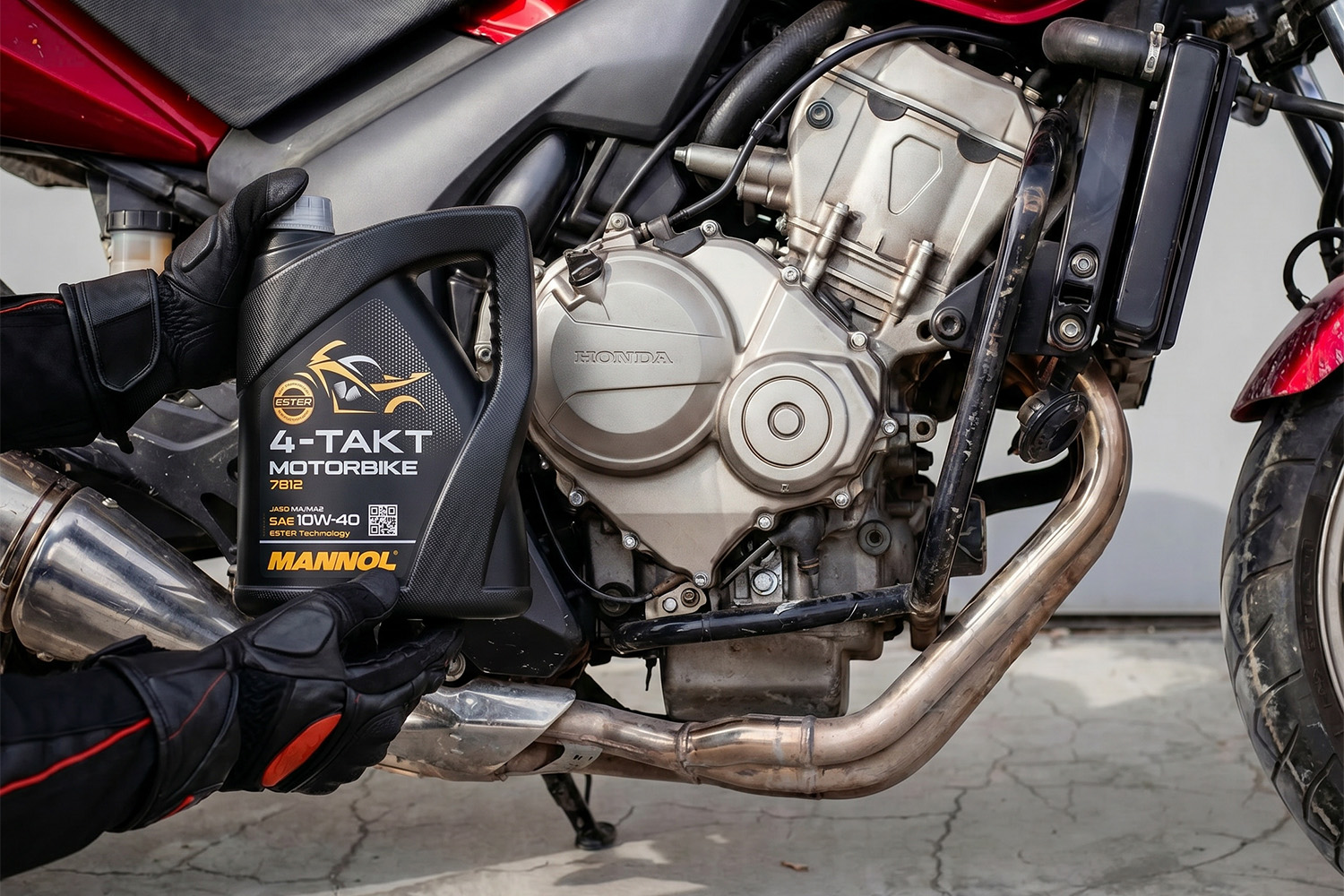 Jaki olej do motocykla wybrać i na co zwrócić uwagę?
